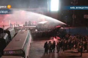 Кабмин разрешил милиции использовать больше спецсредств