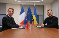 Макрон анонсував саміт "коаліції добровольців" у Парижі: "Визначимо гарантії безпеки, які можуть надати сили Європи"