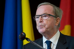 Президент ЄНП Мартенс: "Настав час вирішувати: бути Україні європейською чи частково європейською країною"