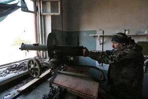 В ночь на четверг донецкий аэропорт дважды подвергся обстрелам