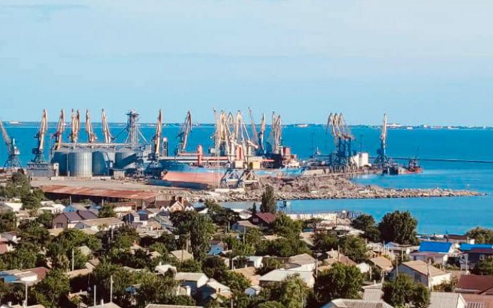 У порт Бердянська зайшло російське вантажне судно