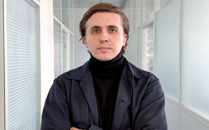 Керівника відділу журналістських розслідувань "Української правди" Михайла Ткача затримали у Відні (доповнено)
