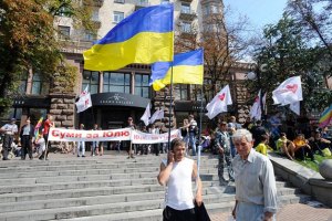 В Хмельницком оппозиция митинговала вместе с властью