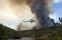 На северо-востоке Испании бушуют лесные пожары
