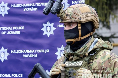 Полиция вручила подозрения трем напавшим на съемочную группу Михаила Ткача 