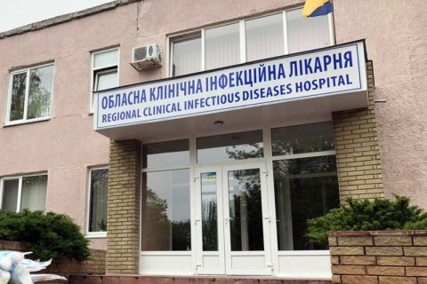 В харьковской больнице зафиксировали вспышку коронавируса среди медиков