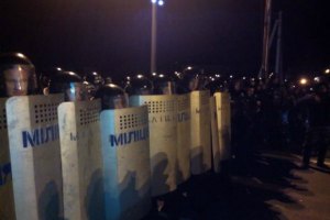 Суд срочно запретил все акции в Межигорье