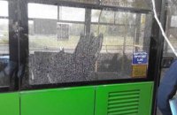 В Харькове неизвестные обстреляли троллейбус из пневматического оружия