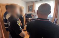 12 років за гратами може отримати чоловік, якого підозрюють у ґвалтуванні неповнолітньої падчерки