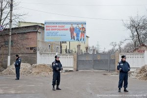 ​За Тимошенко взялись канадские врачи