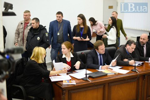 Рябошапка решил прямо во время судебного заседания поменять прокуроров в деле о расстреле Небесной Сотни 
