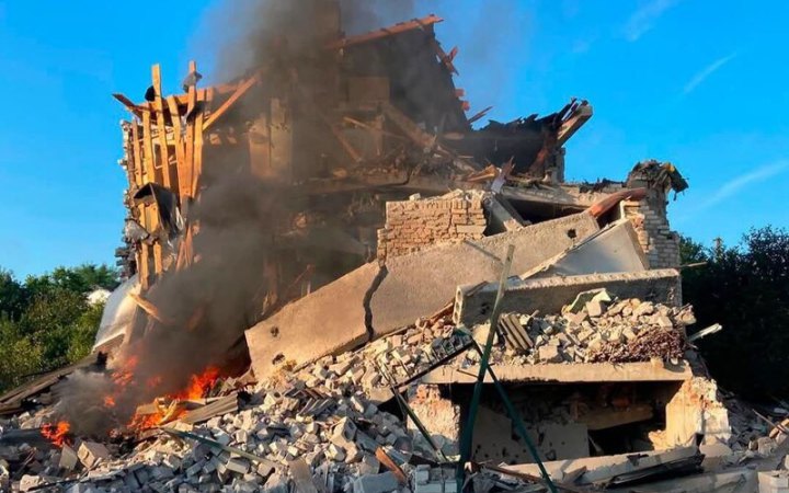 За добу російські війська вбили одного жителя Донеччини та поранили ще сімох (доповнено)