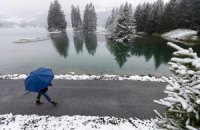 Лето в России началось со снега и мороза
