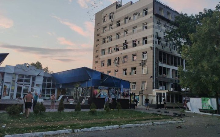 Росіяни завдали ракетного удару по Чугуєву, є поранена