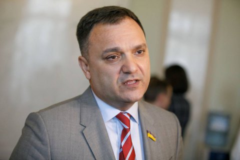 "Главный охранник Медведчука" защитил диссертацию с такими же подделками, как у Кивы, - Bihus.info