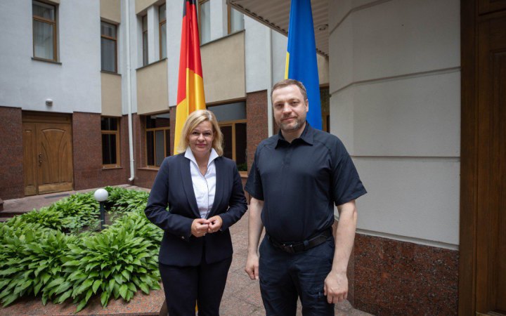 Німеччина посилено допомагатиме Україні з розмінуванням та розслідуванням воєнних і кіберзлочинів РФ