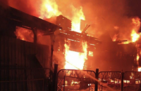 У Затоці вночі горіли дві бази відпочинку