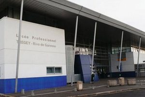 Во Франции школьник-мусульманин избил учителя из-за религиозных разногласий