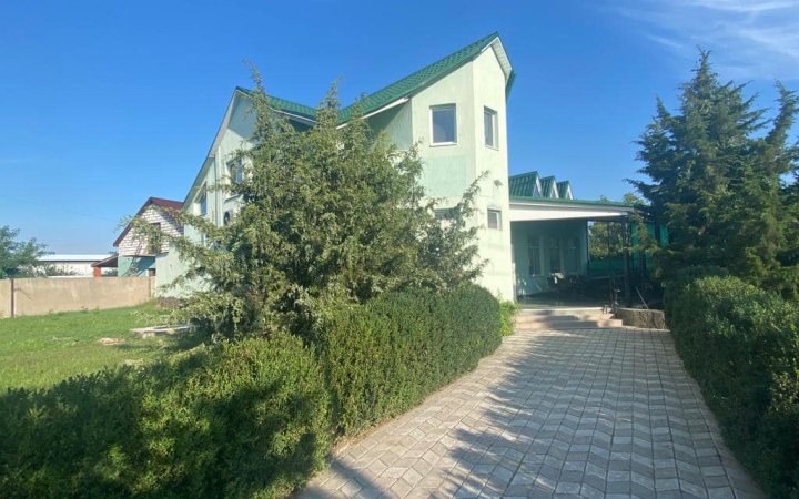 У Генічеську окупанти привласнили дитячий оздоровчий центр Конгресу мусульман України