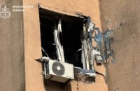 Окупанти вдарили FPV-дроном по багатоповерхівці у Харкові