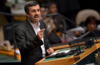 Ахмадинежад: Иран должен преодолеть зависимость от нефти 