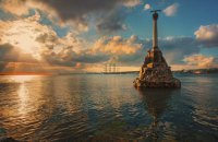 У Севастополі лунали вибухи, окупанти закрили водну переправу