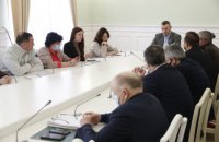 Кличко встретился с семьями киевлян – Героев Небесной Сотни и ранеными майдановцами