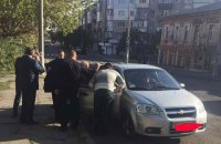 Чиновника мэрии Херсона задержали за взятку скандальному правоохранителю