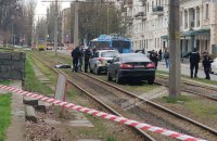 У центрі Дніпра розстріляли позашляховик, вбито чоловіка