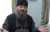 Наместник Киево-Печерской Лавры дает свой "Мерседес" на свадьбы окружающим