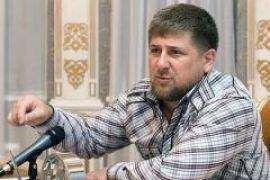 Кадыров подарил Януковичу кинжал и папаху