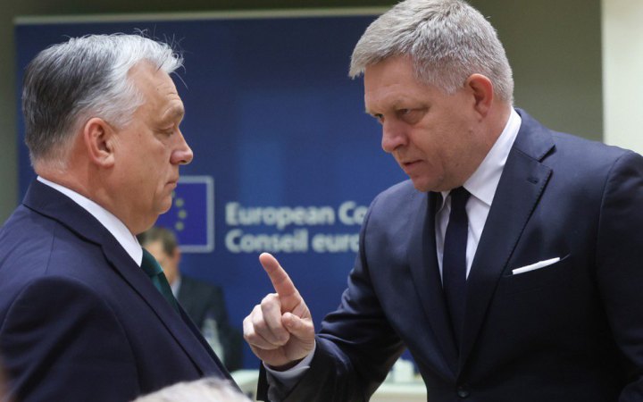 Politico: Європа має план утримати Україну на плаву, навіть якщо Угорщина та Словаччина блокуватимуть €90 млрд кредиту
