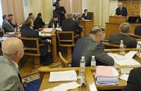Азаров дал добро на продажу "Укртелекома"
