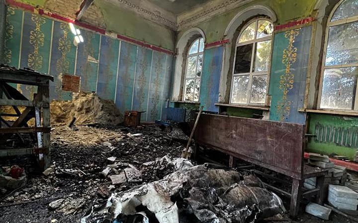 У Куп'янську горів вокзал через обстріл росіян