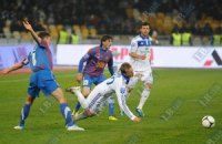 Капитана "Динамо" со стадиона увезли в больницу 