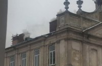 Во Львове загорелась областная больница, пациентов эвакуировали (обновлено)