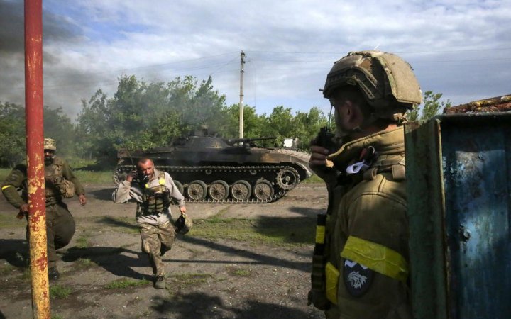 Оборонці завадили спробам ворога перерізати шлях Бахмут-Лисичанськ, – Гайдай