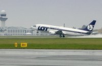 Польская LOT запускает рейс в Ивано-Франковск, - СМИ