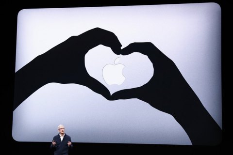 Apple представляет новые устройства: прямая трансляция