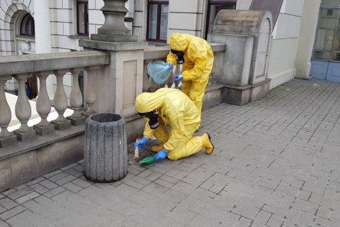 На железнодорожном вокзале во Львове обнаружили более 600 г ртути