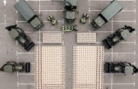 Порошенко передасть на Харківщину окопний РЕБ і сотні FPV-дронів