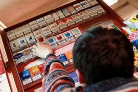 Пиво и сигареты в киевских киосках таки запретили