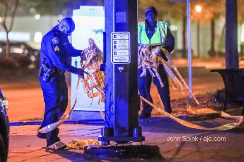 В США обстреляли кортеж боксера Мэйуэзера