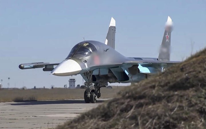 Росія завдає авіаударів по українських містах із території Білорусі, на Донбасі тривають бої, – Генштаб