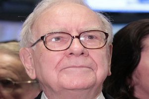 Баффет раскрыл доходы: он заработал 63 млн долларов за 2010 год