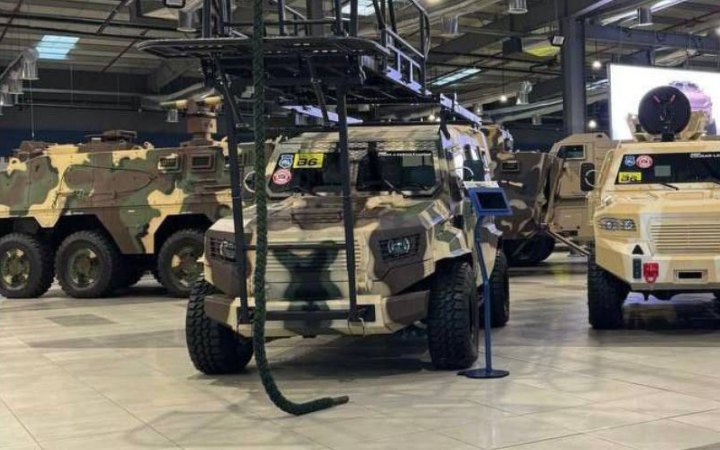 Франція передає Вірменії автомобілі, раніше призначені для України, – ЗМІ