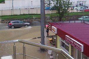 Жителей Сочи начали эвакуировать из-за наводнения