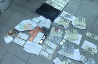Крупных взяточников из УЗ отправили под суд