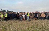 У Київській області після пʼяти годин пошуків із поліцією та дронами розшукали пʼятирічного хлопчика