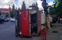 В Одессе на Люстдорфской дороге перевернулась бетономешалка